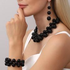Colares, brincos e pulseiras