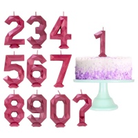 Vela poligonal roxa com número de 8 cm - 1 peça