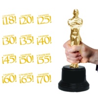 Estatueta de Oscar com número