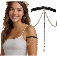 Bracelete com correntes e strass