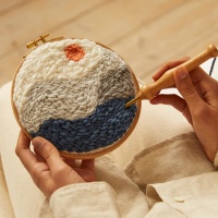 Kit de agulhas para bordar - A montanha da meditação - DMC