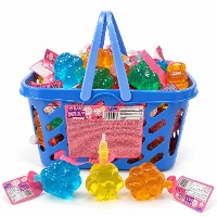 Cesto com 50 unidades de Patinhas de gelatina - 34 g cada