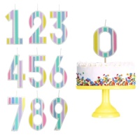 Vela com números às riscas multicoloridas de 9 cm