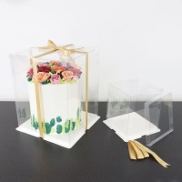 Caixa de bolo transparente com arco 15 x 15 x 18 cm - PME