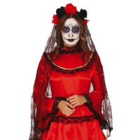 Bandolete com véu de flores vermelhas e pretas de Catrina