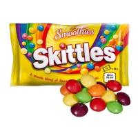 Caramelos mastigáveis com cobertura de açúcar sabor frutas - Skittles Smoothies - 38 gr