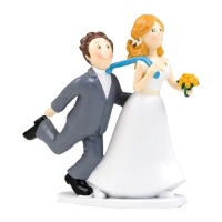 Figura da noiva a puxar a gravata do noivo, 19 cm