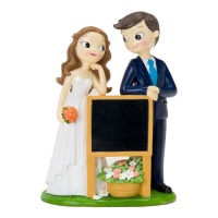 Figura para bolo de noivos com placa de quadro negro 21cm