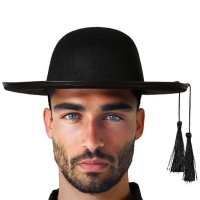 Chapéu de padre preto com borlas