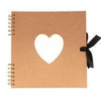Álbum kraft com coração de 25 x 25 cm branco folhas descontínuas encadernadas em espiral - Artemio - 1 unidade
