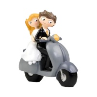 Figura para bolo de casamento dos noivos numa scooter 17 cm