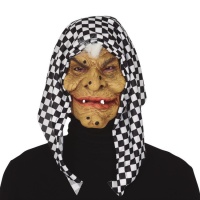 Máscara de bruxa com lenço e verrugas