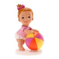 Figura para bolo de batismo de uma menina a brincar com uma bola 11 x 7 cm