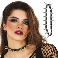 Colar de pontas punk